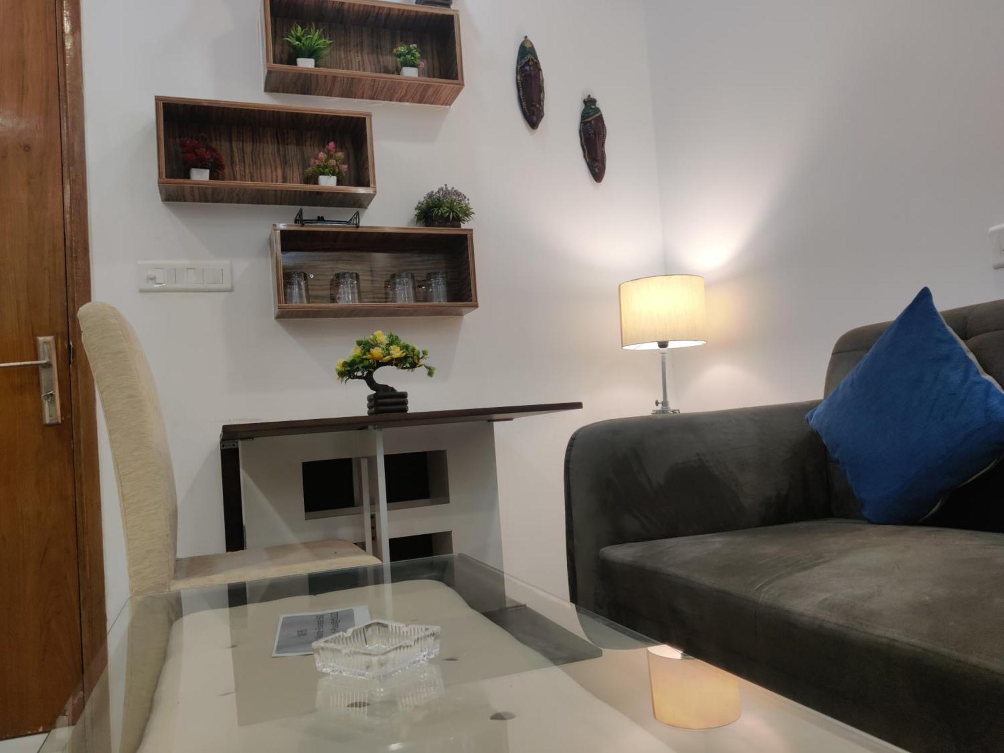 The Forest Stays-Luxury Studio Apartment In Noida Exterior photo